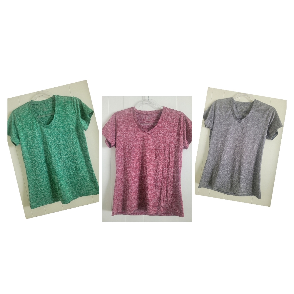 Set of Three V-Neck T-Shirts in Green, Pink, and Gray